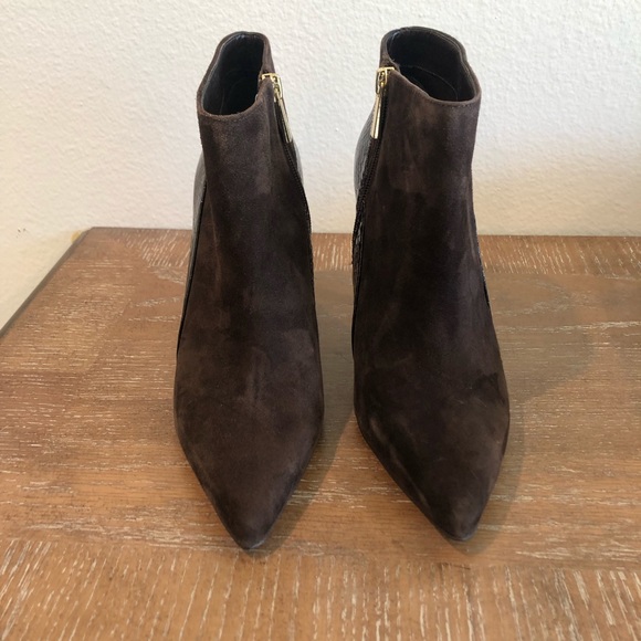 Vince Camuto Kasi Brown Suede Booties Size 8.5 - Picture 15 of 16